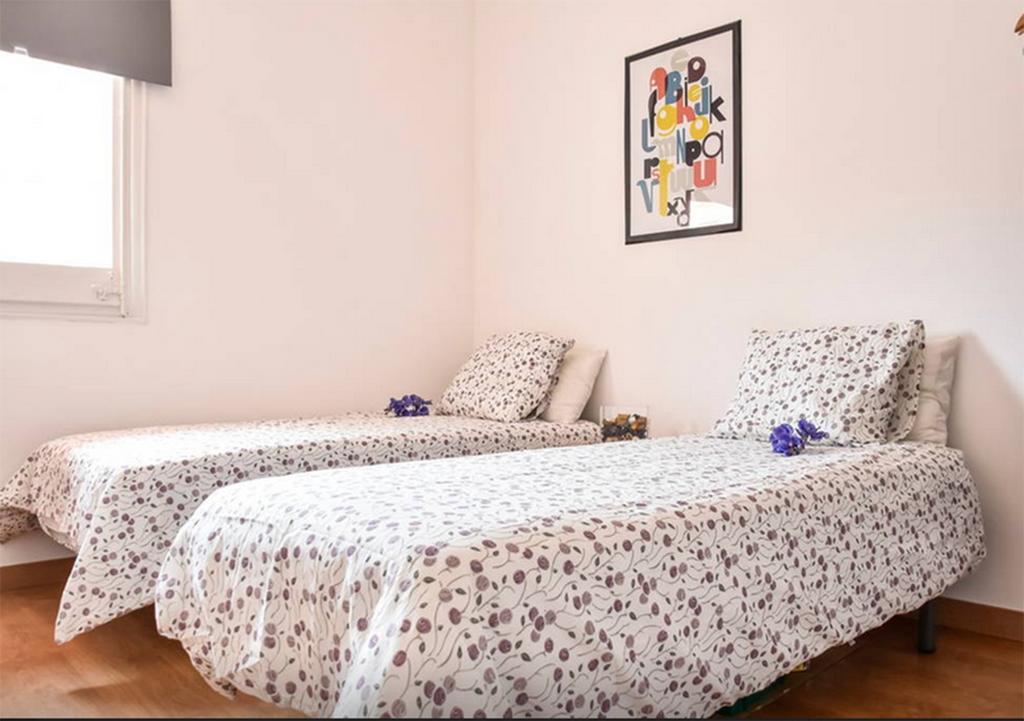 Bcn4Days 24/7 Apartments Оспиталет де Лобрегат Екстериор снимка