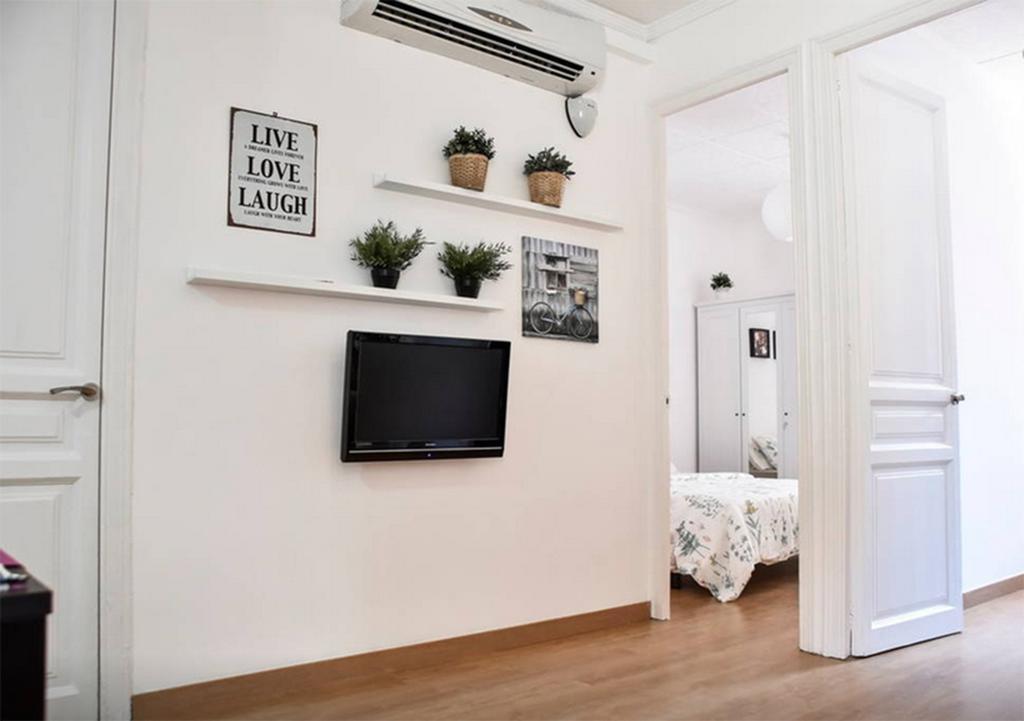 Bcn4Days 24/7 Apartments Оспиталет де Лобрегат Екстериор снимка